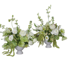 Load image into Gallery viewer, Small Whimy Centrepiece