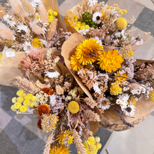 Load image into Gallery viewer, Dried Flower Bouquets
