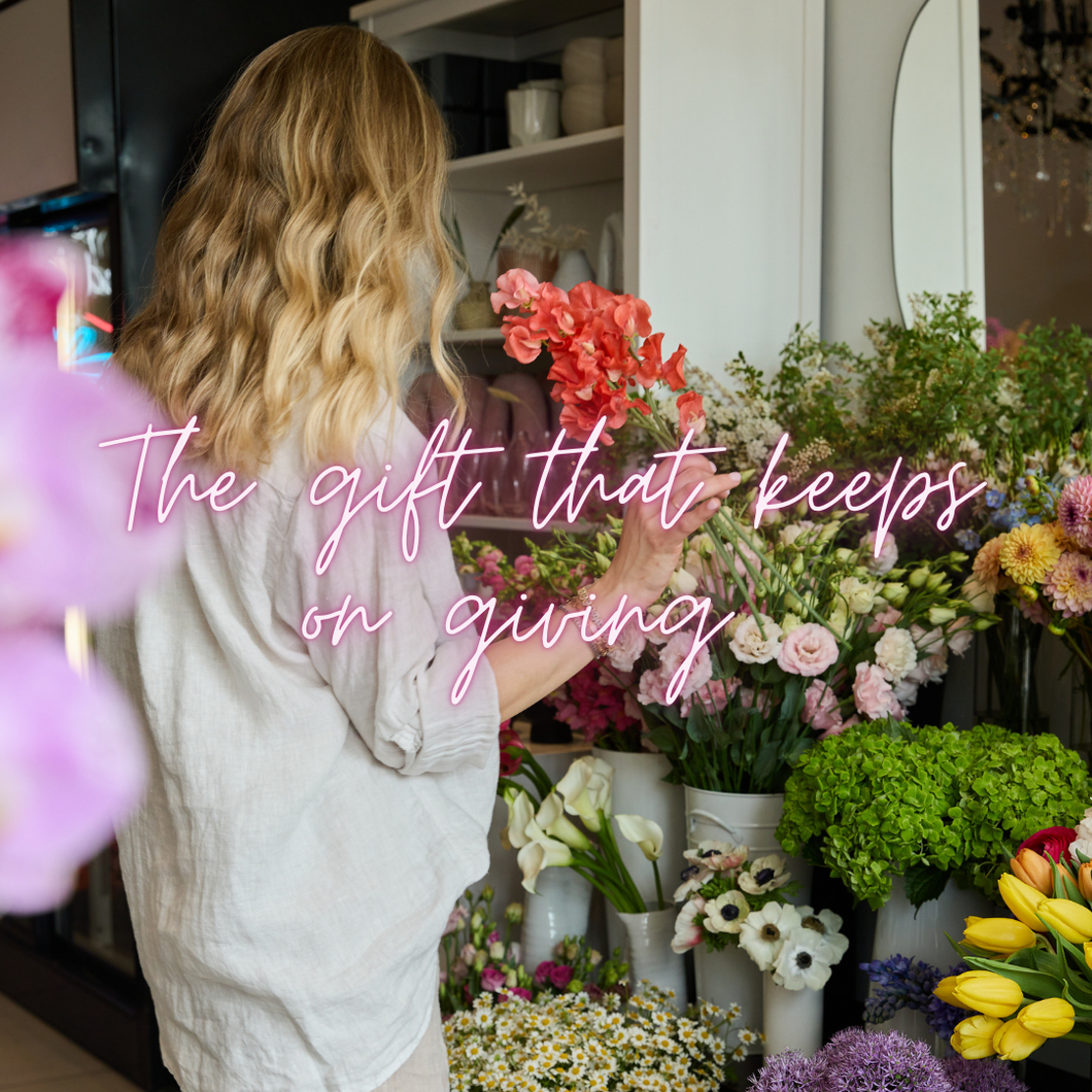 Hand Tied Bouquet - Flower Subscription