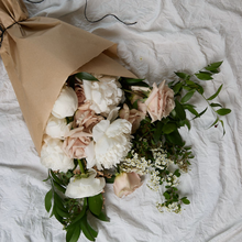 Load image into Gallery viewer, Hand tied Bouquet
