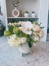 Load image into Gallery viewer, Classic Clover Arrangement- Green + White

